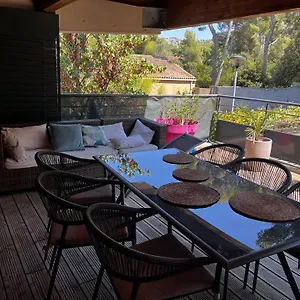 Appartement Morgiou Sormiou T4 Climatise Familial - 3 - Terrasse Bois - Jardin Privatif - Calanques A Pied - Plages & Velodrome A 10 Min - Ideal Familles & Randonneurs & Grimpeurs - Escalade A 5 Min - Sud, Marseille