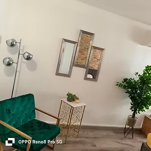  Apartment Cosy